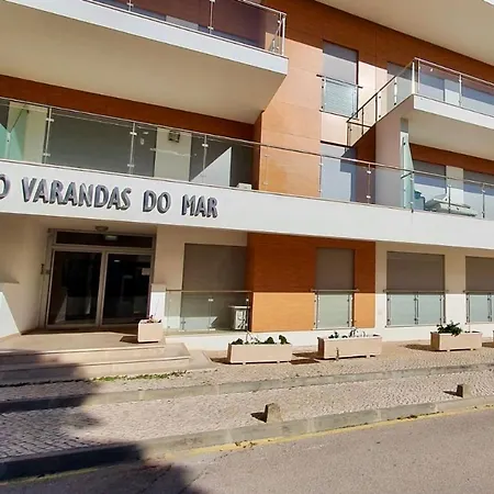 Olhos De Agua 1br With Pool, Ac And Free Parking Apartmán