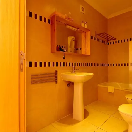 Lägenhet Olhos De Agua 1br With Pool, Ac And Free Parking *