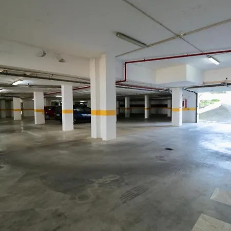 Olhos De Agua 1br With Pool, Ac And Free Parking Apartament